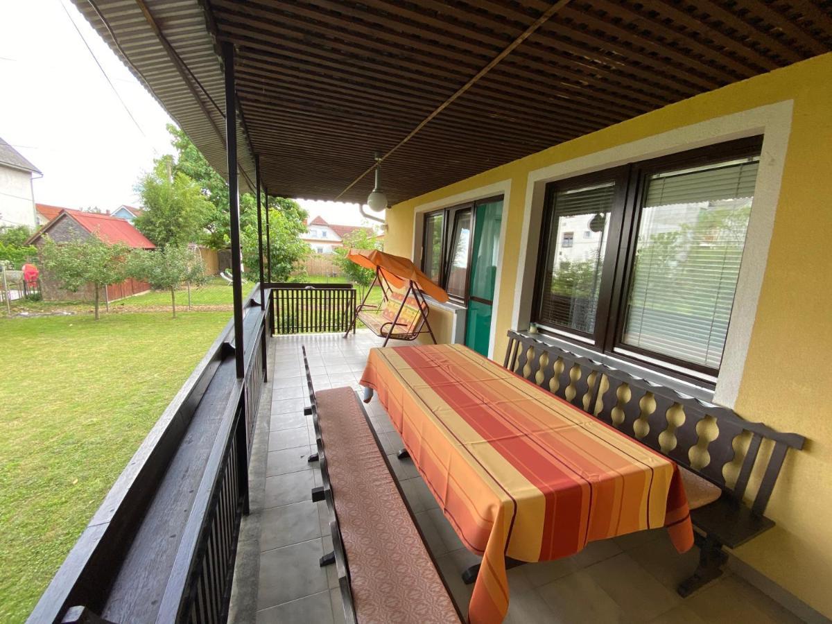 Gyoengyvirag Apartman Lenti Exteriör bild