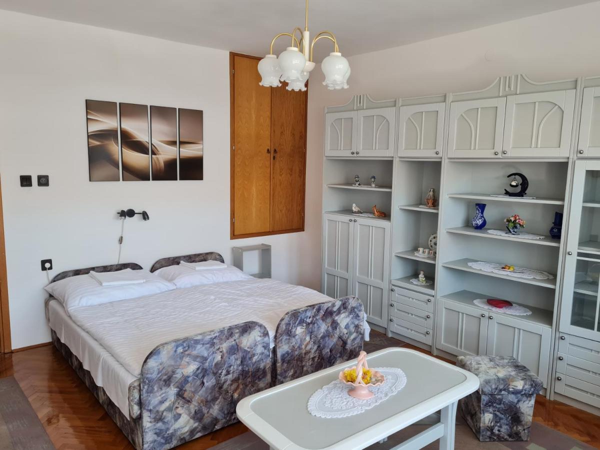 Gyoengyvirag Apartman Lenti Exteriör bild
