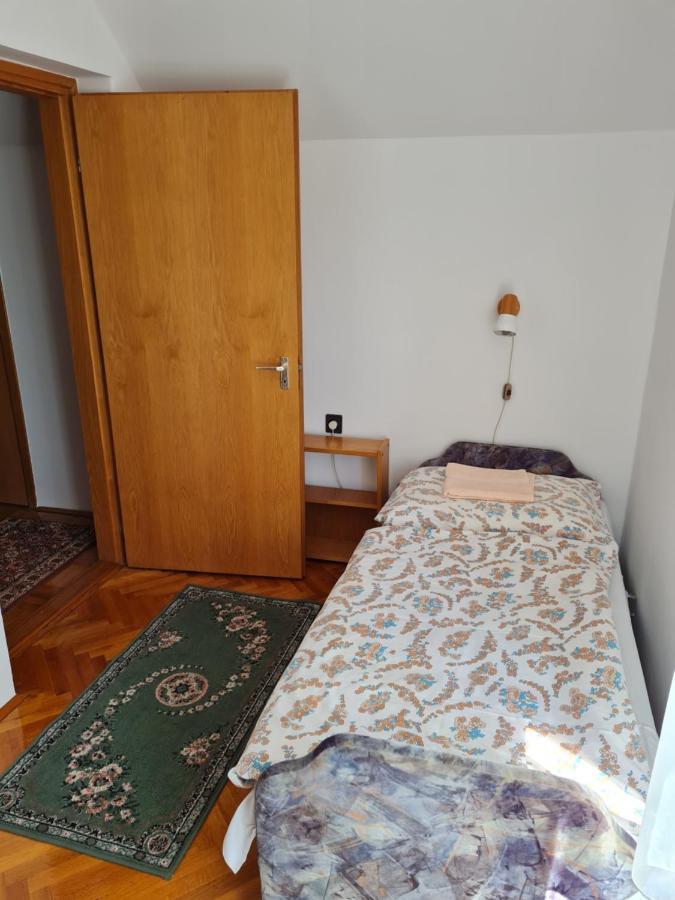 Gyoengyvirag Apartman Lenti Exteriör bild