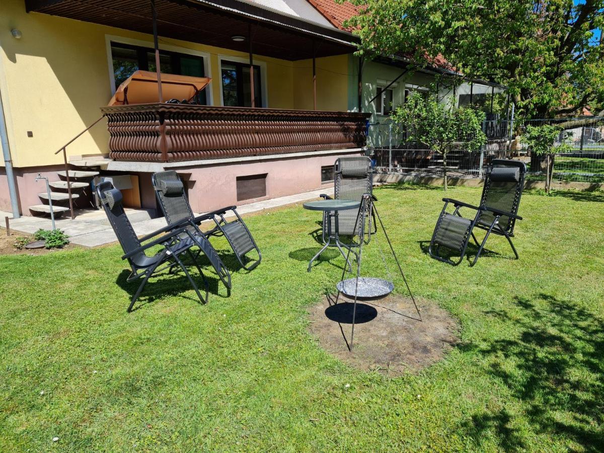 Gyoengyvirag Apartman Lenti Exteriör bild